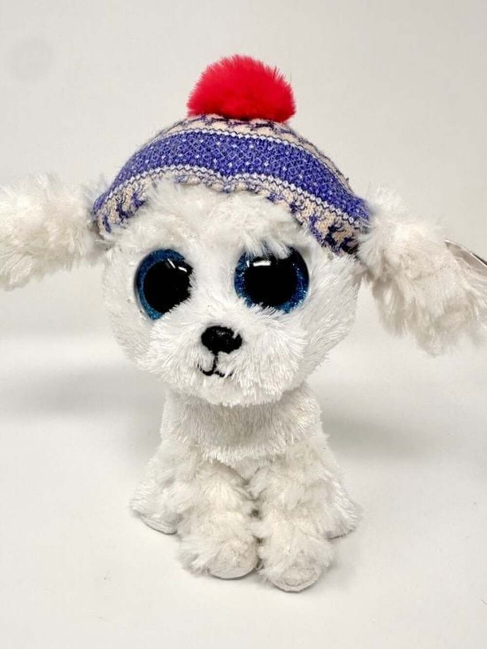 Ty Beanie Boo “ Sleighbell ” the White Dog Holiday Christmas 6” Plush Stuffie